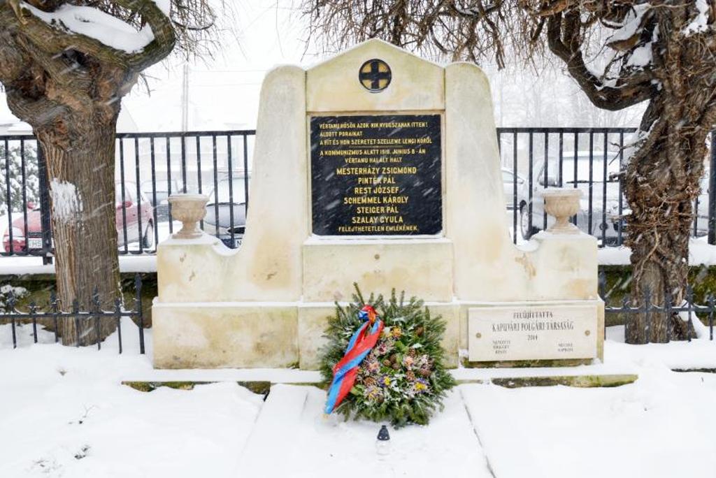 Kommunizmus ldozataira emlkeztek Kapuvron