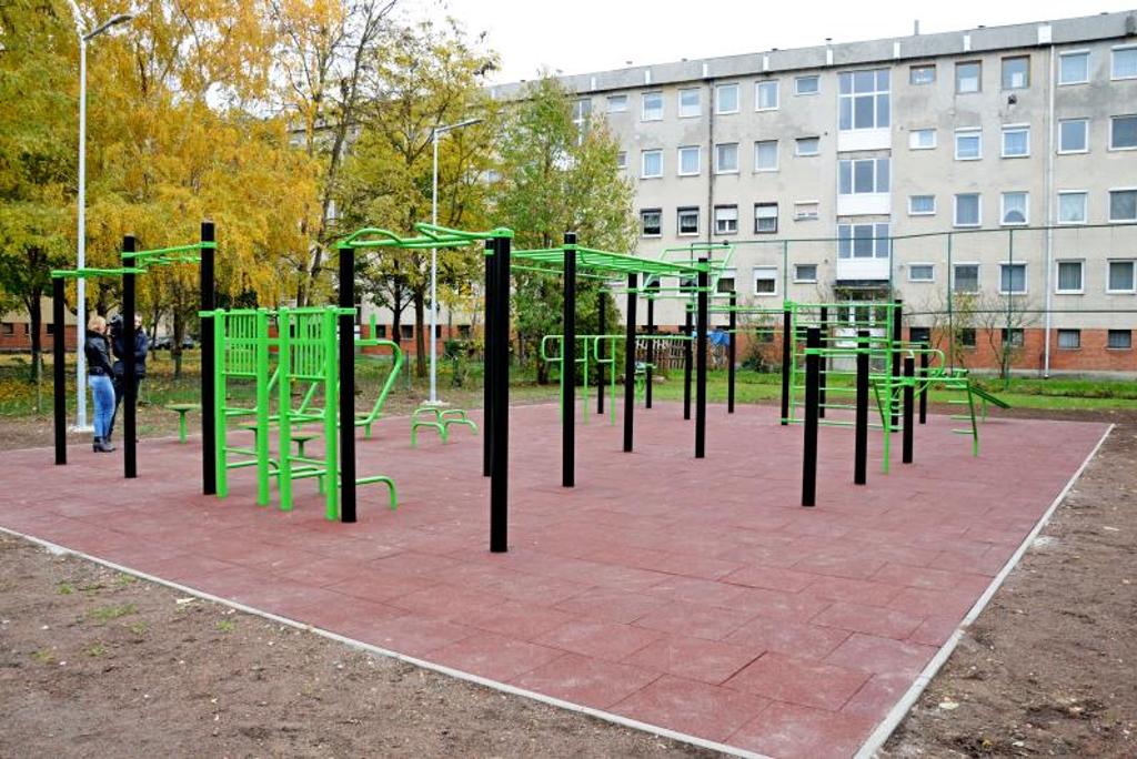 Elkszlt a laktelepi Sportpark Kapuvron